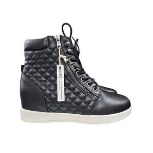 White Mountain UNREAL Black Zip Quilted High Tops Fashion Boot White Sole New 9